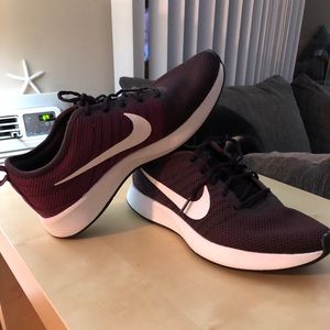 DUALTONE WOMENS RACER RUNNING SHOE (WINE RED)